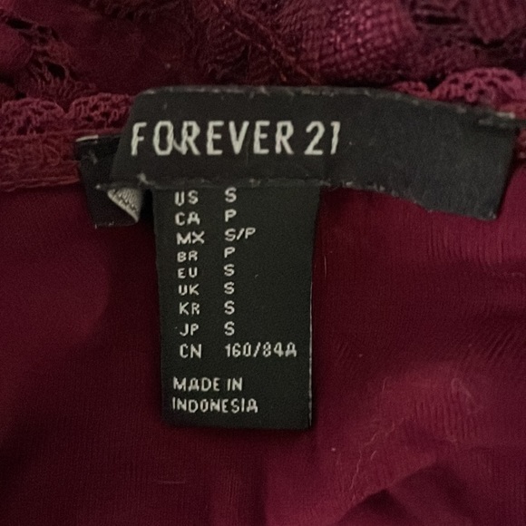 Cute summer top❤️ - Picture 3 of 3